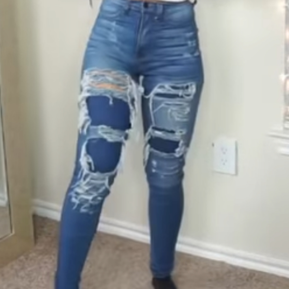 Fashion nova jeans (Do not buy looking)
